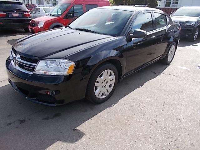 2012 Dodge Avenger SE 4dr Sedan